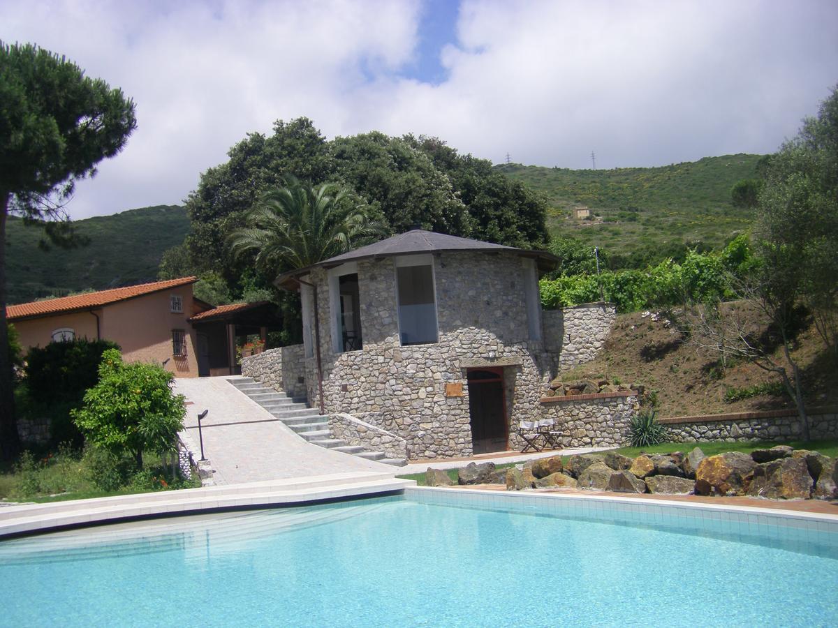 La Chiusa Di Rio Aparthotel Rio dellʼElba Екстериор снимка