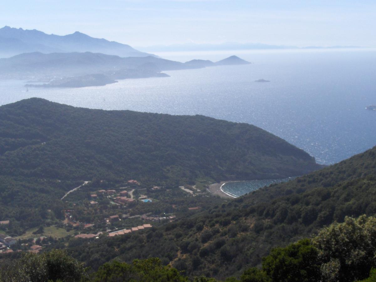 La Chiusa Di Rio Aparthotel Rio dellʼElba Екстериор снимка