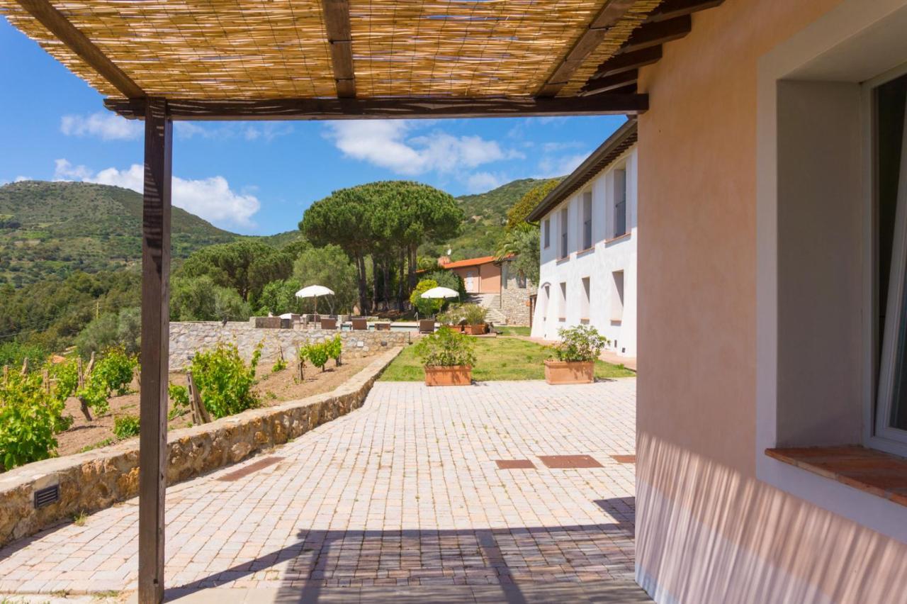 La Chiusa Di Rio Aparthotel Rio dellʼElba Екстериор снимка