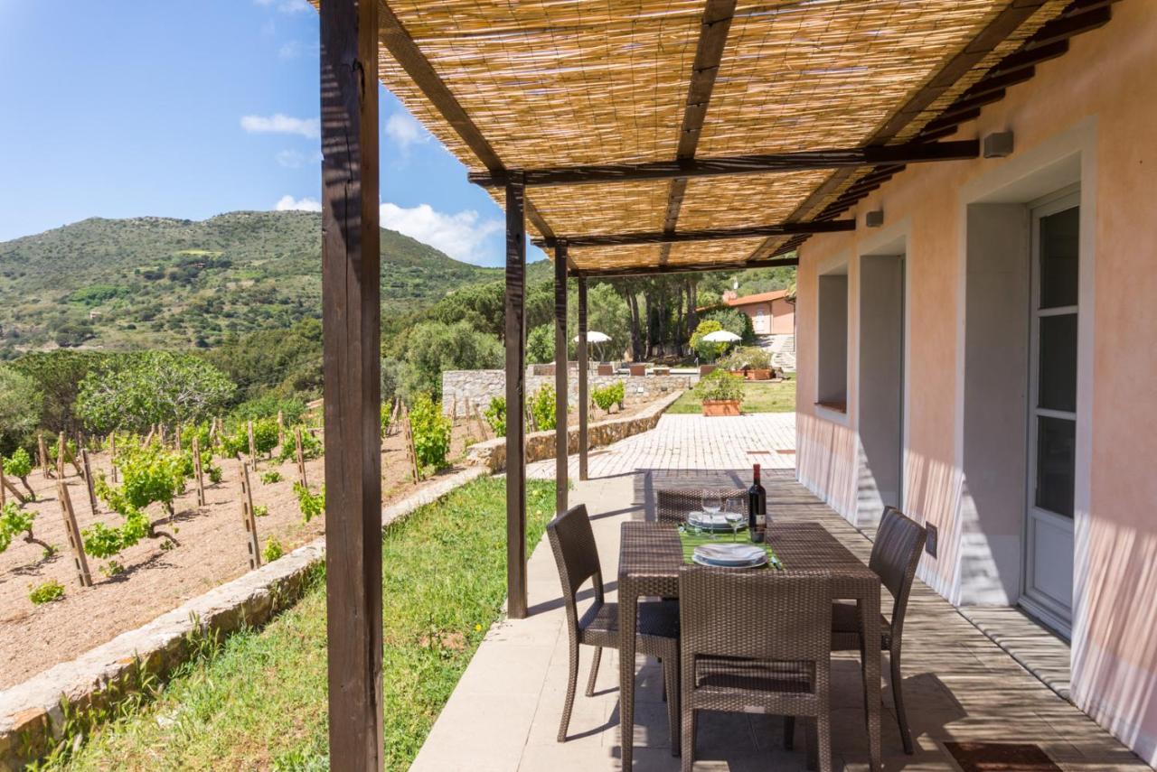 La Chiusa Di Rio Aparthotel Rio dellʼElba Екстериор снимка